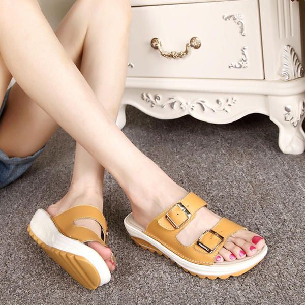 Naisten Isokokoiset Pehmeä Nahkasolki Peep Toe -tossut Slip On Beach Platform Sandaalit