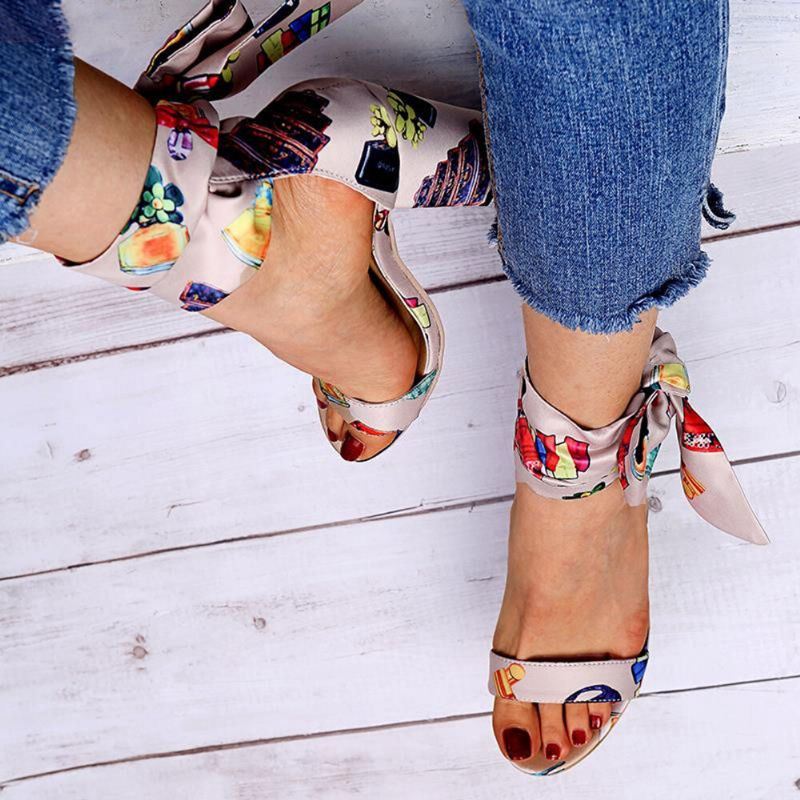 Naisten Avovarvasnauhaiset Chunky Heels -kengät