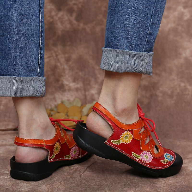 Naisten Nahkaiset Kukkaliitosleikkaus Ompeleet Nauhat Slingback Muulit Puukengät Litteät Sandaalit