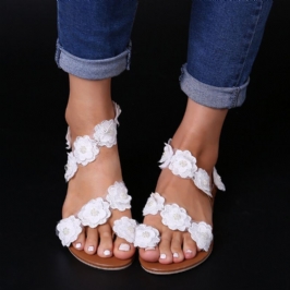 Naisten Plus-kokoiset Kukkakoristeet Slip On Clip Toe Summer Beach Sandaalit
