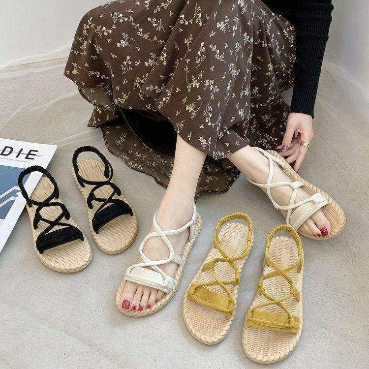 Naisten Yksiväriset Slip On Cross Band -sandaalit