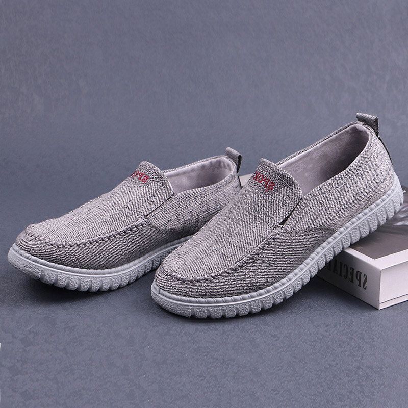 Miesten Hengittävä Pehmeä Pohja Kevyet Mukavat Slip On Pehmustetut Vapaa-ajan Kengät