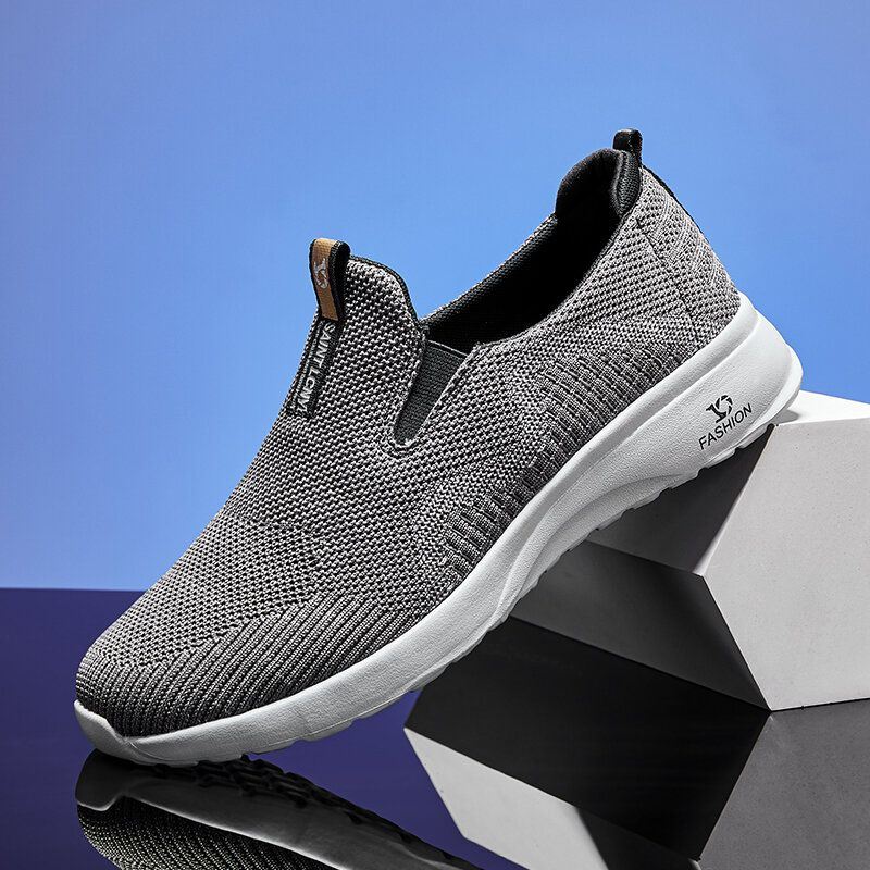 Miesten Hengittävä Pehmeä Pohja Luistamaton Miellyttävä Kangas Slip On Rento Kävelykengät