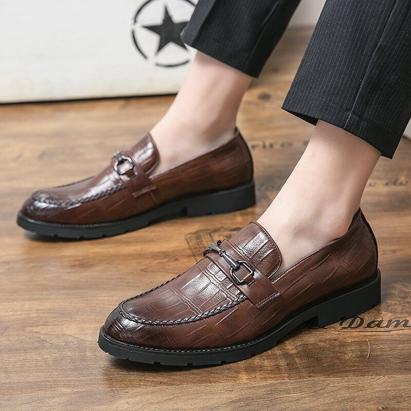 Miesten Mikrokuituliina Hengittävä Pehmeä Pohja Retro Slip Englannin Style Casual Business Kengät