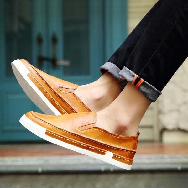 Miesten Muotikengät Pu Pyöreä Toe Slip On Outdoor Tennarit Vintage Style