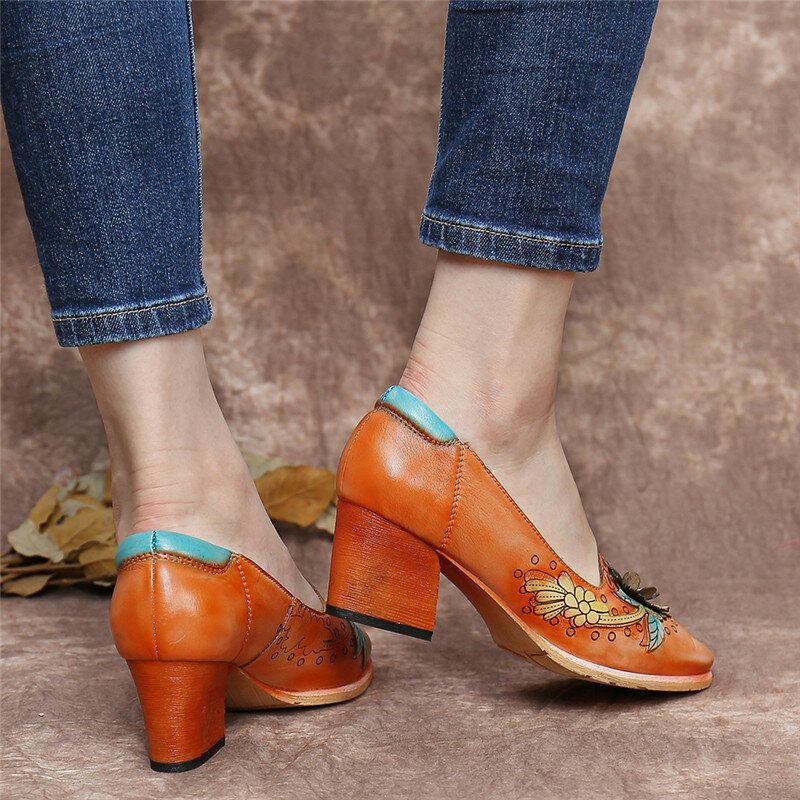 Naisten Retro Splicing Kukkainen Nahka Slip On Block Heel Pumps Mekkokengät