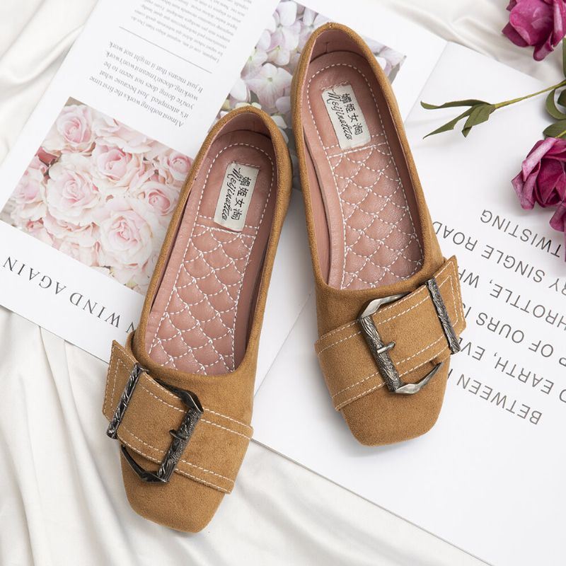 Naisten Metallisisustus Yksiväriset Slip On Flats Loaferit