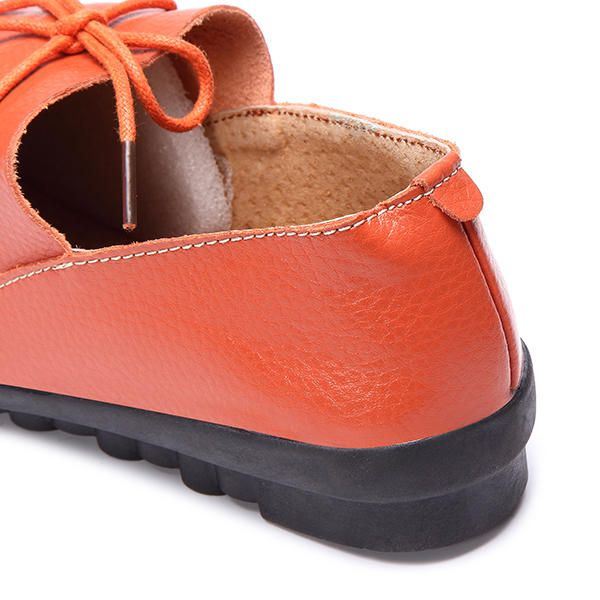 Naisten Rento Mukava Nauhoitus Pehmeä Nahkainen Pyöreä Toe Litteä Loafer-kenkä