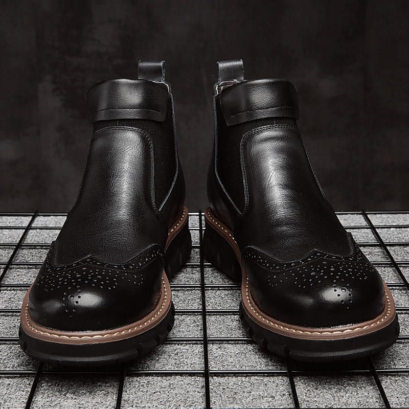 Miesten Retropehmeät Klassiset Brogue-nahkaiset Chelsea-nilkkurit