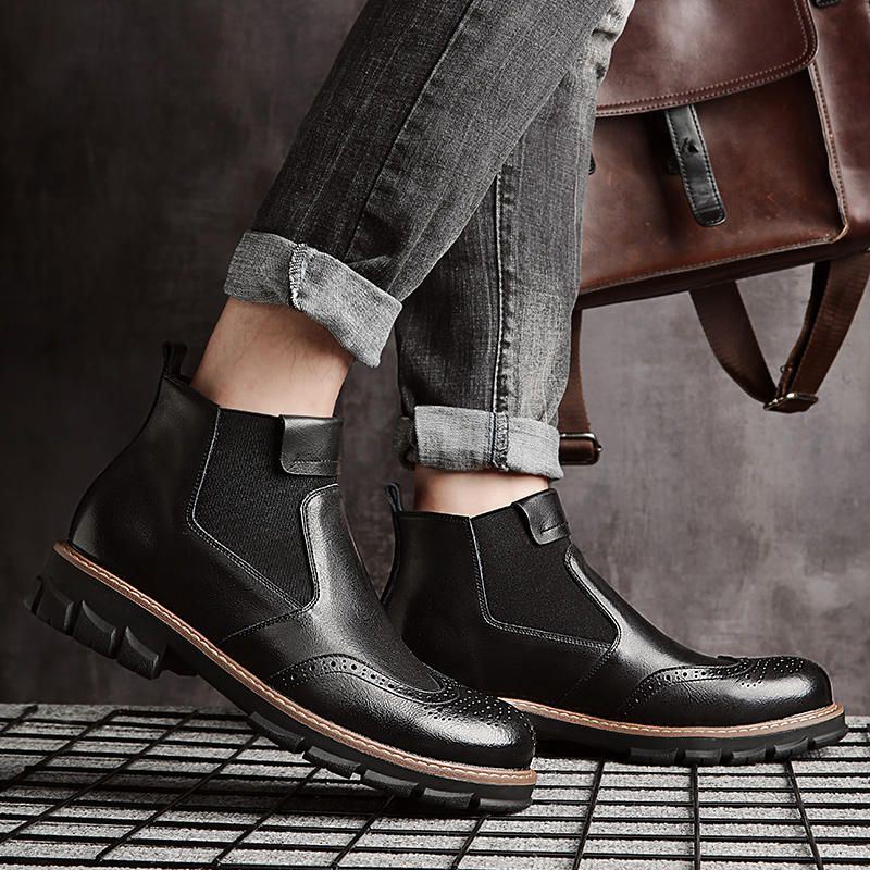Miesten Retropehmeät Klassiset Brogue-nahkaiset Chelsea-nilkkurit