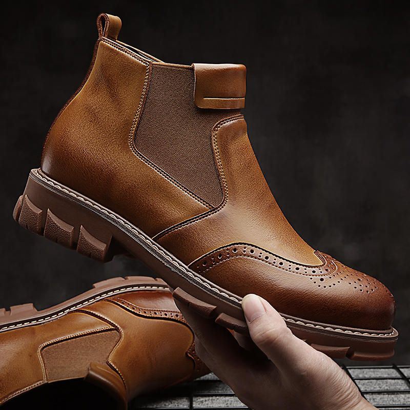 Miesten Retropehmeät Klassiset Brogue-nahkaiset Chelsea-nilkkurit