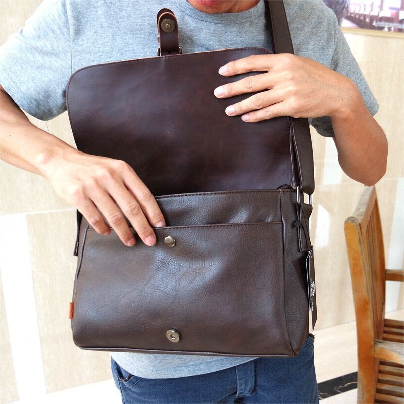 Miesten Pu Nahka Suuri Kapasiteetti Varkaudenesto Päällinen Vetoketju Vintage Rento Messenger Bag Crossbody Laukku Olkalaukku
