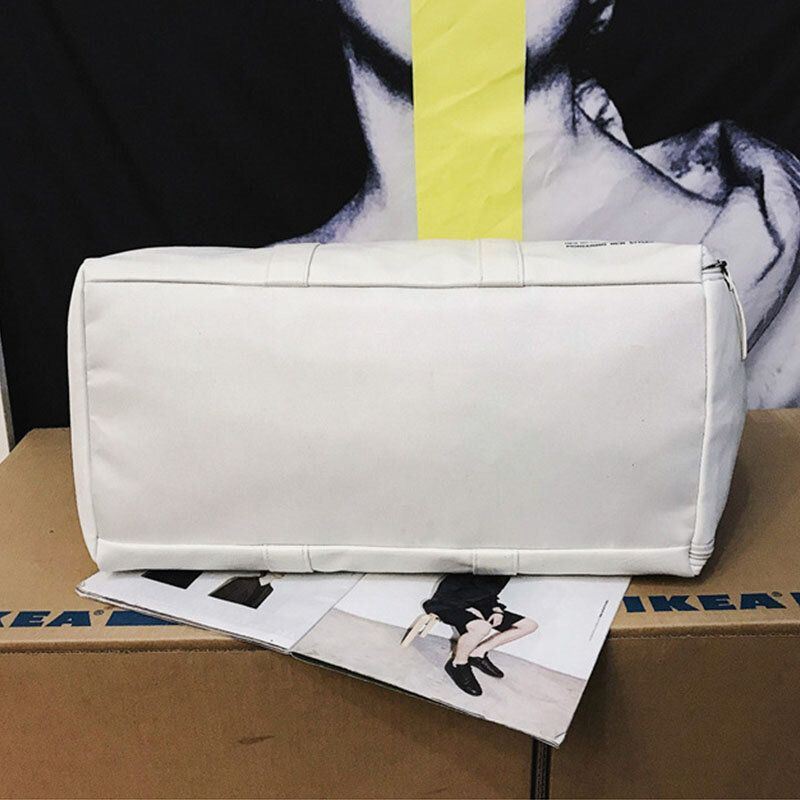 Miesten Unisex-kuiva- Märkäerottelu Kuntosalilaukku Pu-nahkainen Monikäyttöinen Suuri Kapasiteetti Matkalaukkujen Käsilaukku Crossbody-laukku