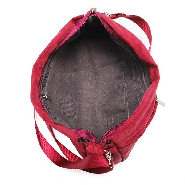 Naisten Matkapassin Säilytyslaukku Nylon Vedenpitävä Crossbody Laukku