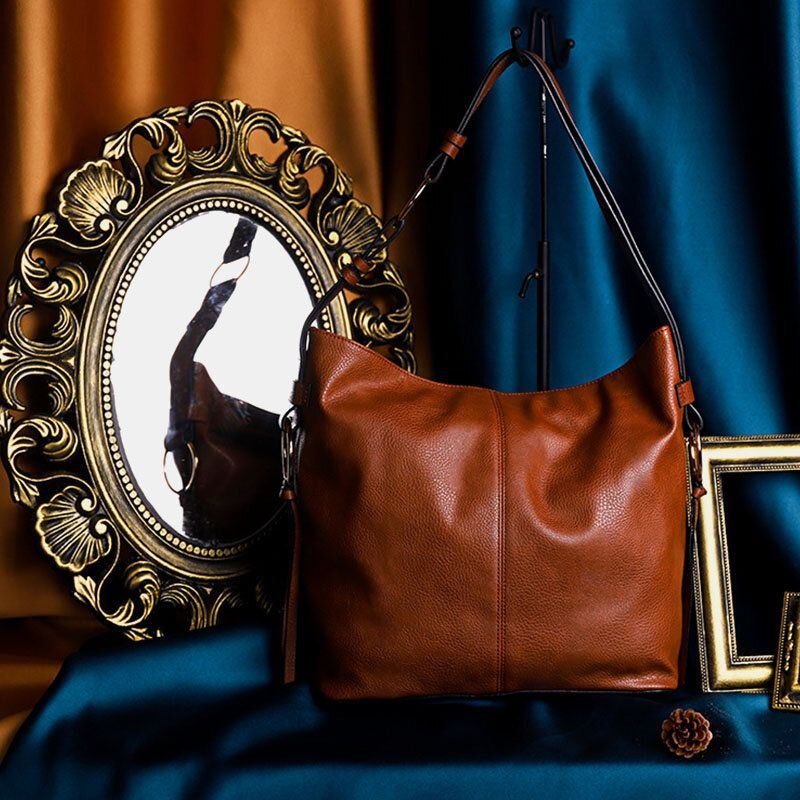 Naisten Vintage Keinonahkainen Suuri Tilavuus Yksivärinen Crossbody Laukku