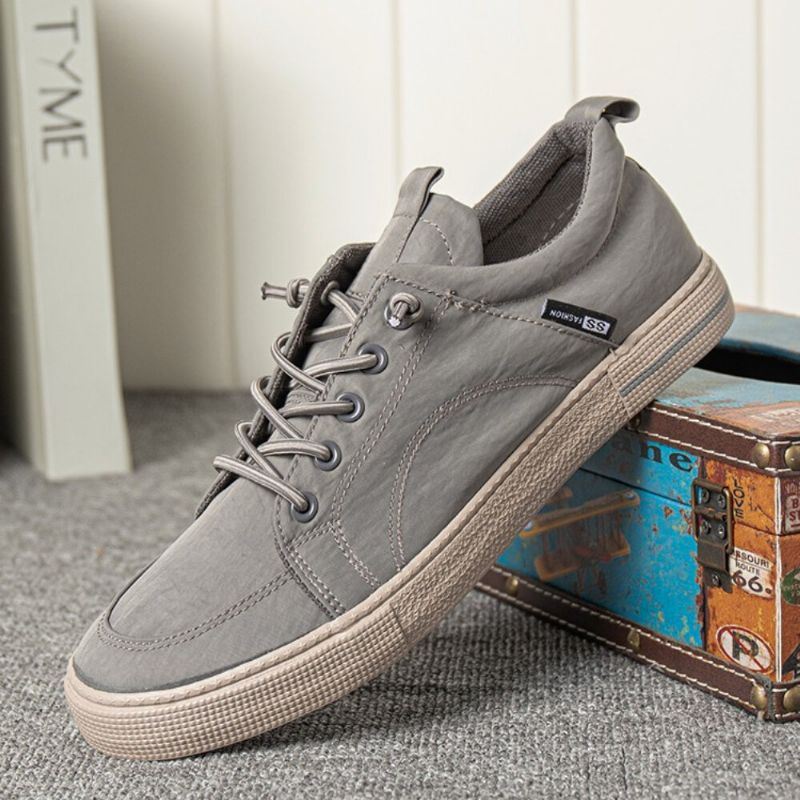 Miesten Hengittävä Ice Silkkikangas Pehmeä Pohja Nauhoitus Alushousut Pure Color Casual Court Shoes
