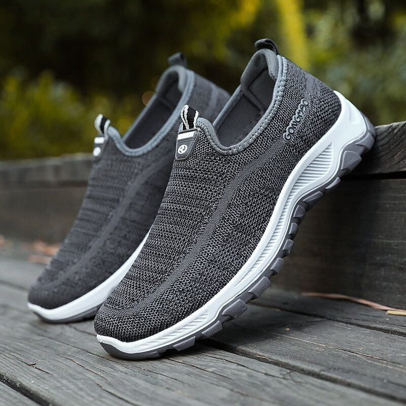 Miesten Urheilu Neuloksesta Hengittävät Kävelykengät Pehmeät Slip On Rento Sneakers