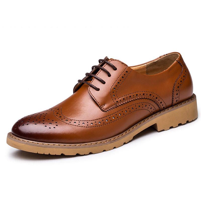 Miesten Aitoa Nahkaa Brogue Veistetty Business Casual Oxfords
