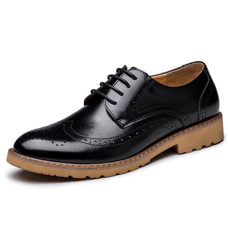 Miesten Aitoa Nahkaa Brogue Veistetty Business Casual Oxfords