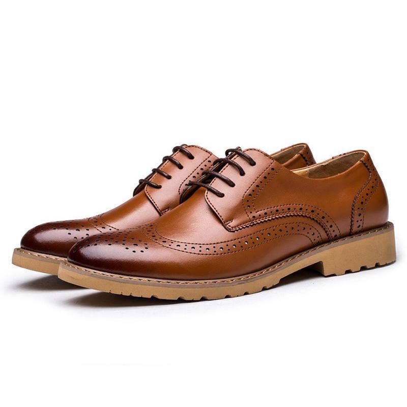 Miesten Aitoa Nahkaa Brogue Veistetty Business Casual Oxfords