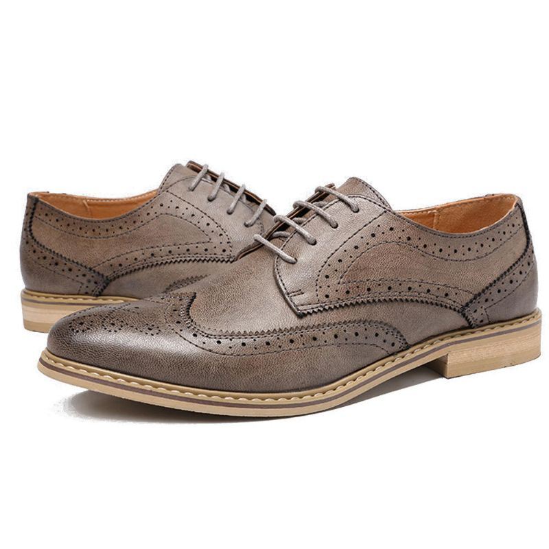 Miesten Brogue-kaiverrettu Rento Pehmeä Business-nahka Oxfords