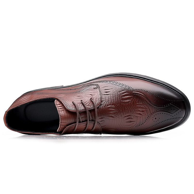 Miesten Brogue Kohokuvioidut Nauhalliset Bisnesmekko Oxfords-kengät