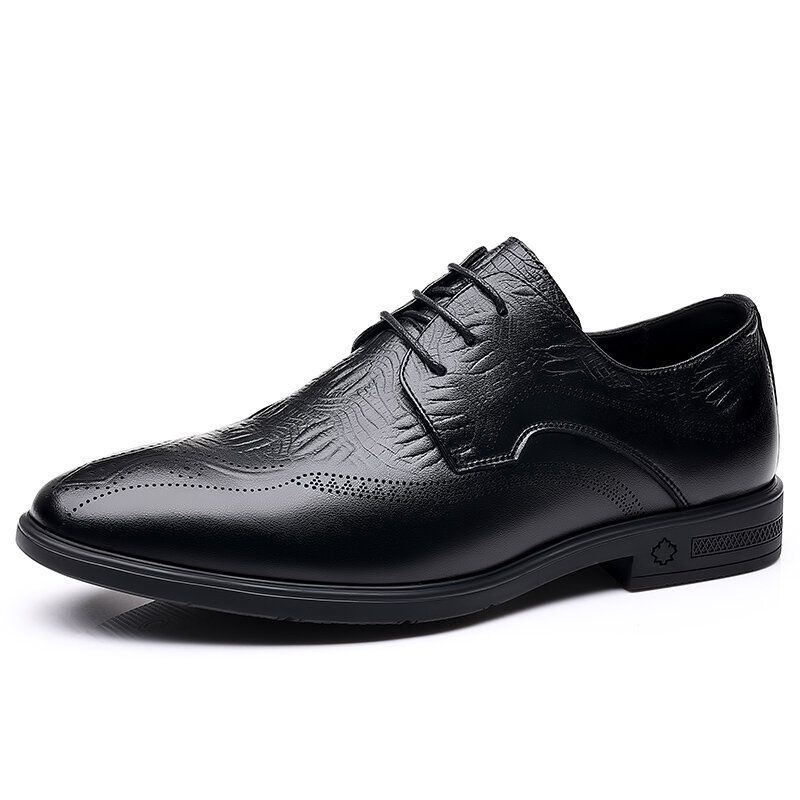 Miesten Brogue Kohokuvioidut Nauhalliset Bisnesmekko Oxfords-kengät