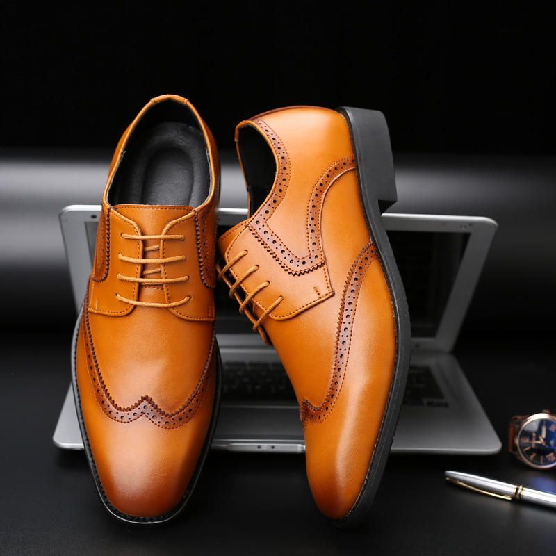 Miesten Isokokoiset Brogue Oxfords Normal Business Dress -kengät