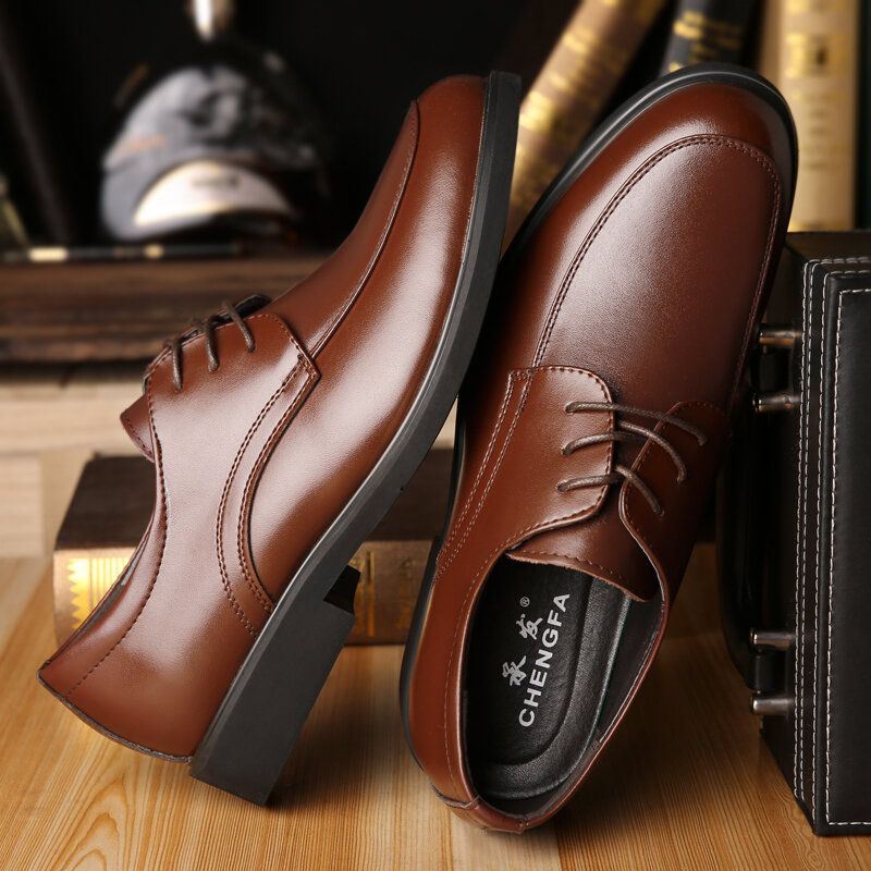 Miesten Lehmännahkainen Mikrokuituliina Hengittävä Pehmeä Pohja Mukavat Business Casual Nahkakengät