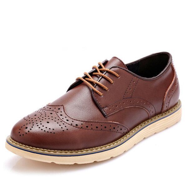 Miesten Muoti Brogue-kengät Nauhakiinnitys Pyöreävarvas British Oxfords