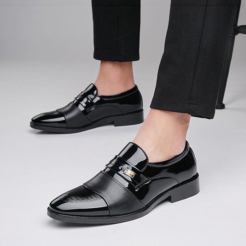 Miesten Nahka Mukava Pehmeä Pohja Teräväkärki Slip On Mekko Vapaa-ajan Liikekengät