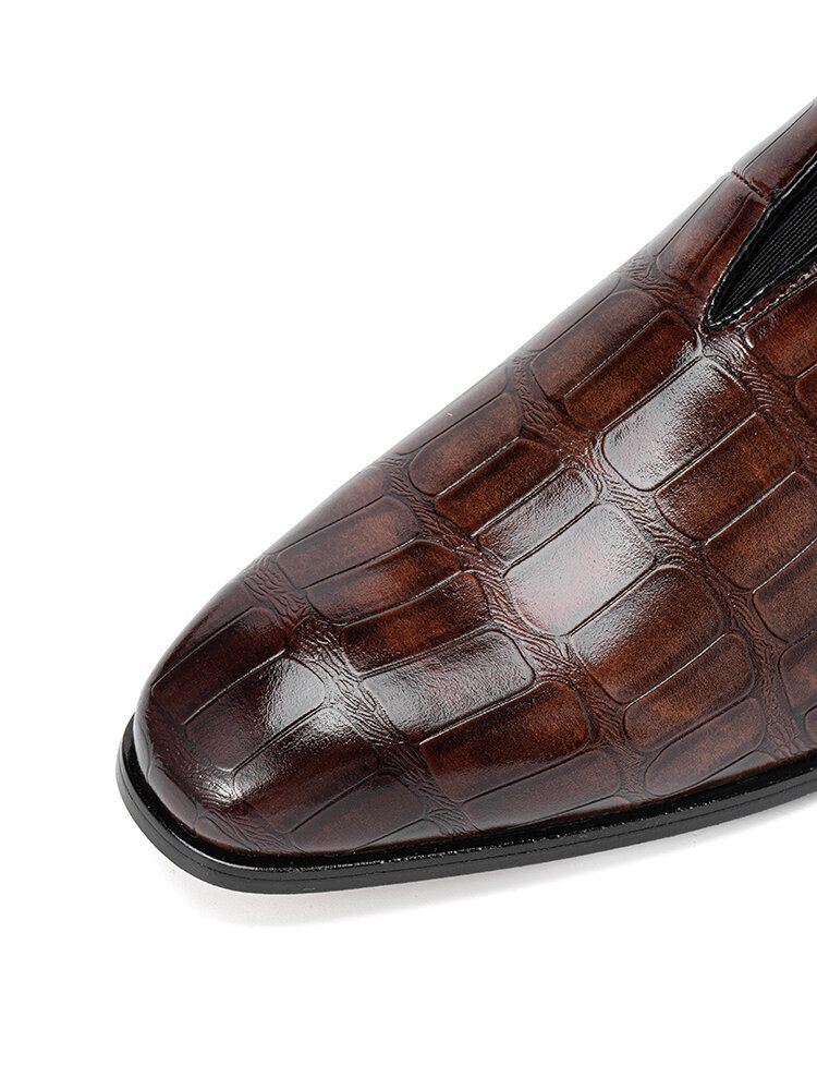 Miesten Nahka Pehmeä Pohja Teräväkärkinen Krokotiilikuvioinen Slip On Vapaa-ajan Mekkokengät