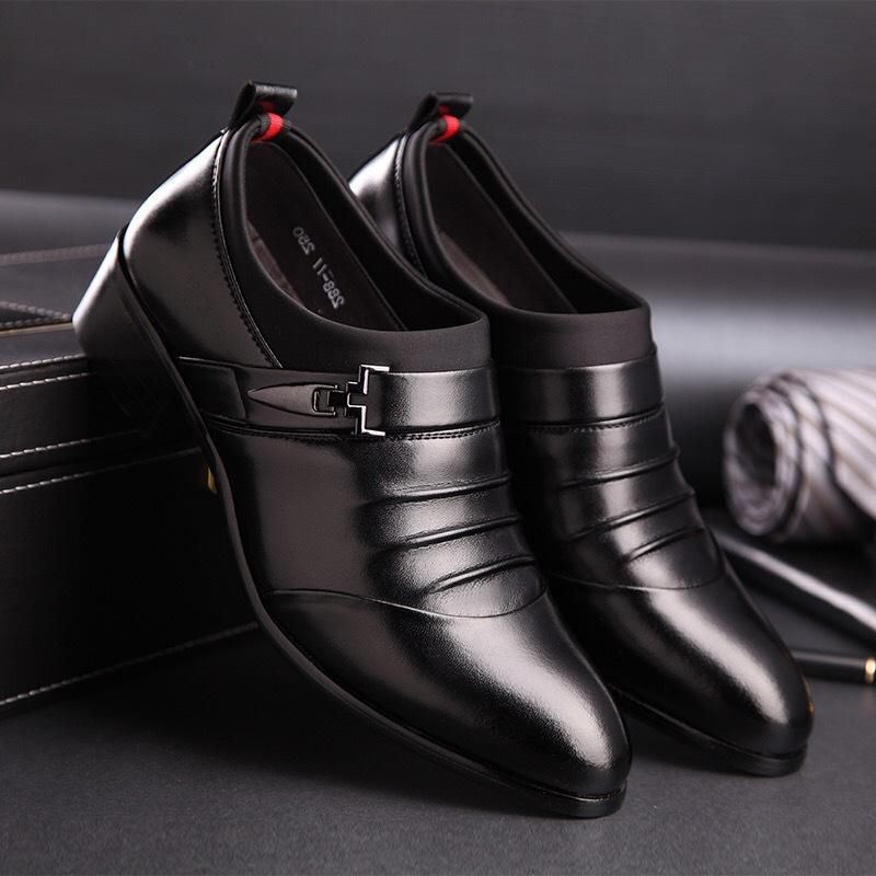 Miesten Pure Color Slip On Casual Pehmeä Business Office Nahka Oxfords