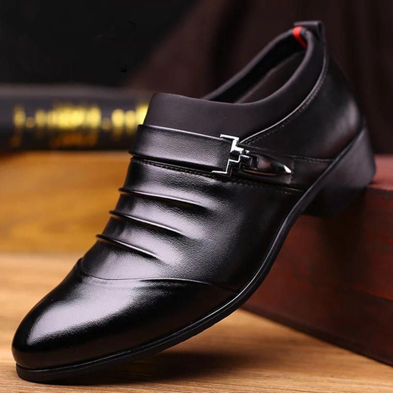 Miesten Pure Color Slip On Casual Pehmeä Business Office Nahka Oxfords