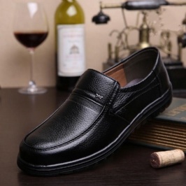 Miesten Retro Pure Color Liukumaton Casual Business Oxfords