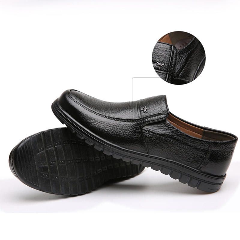 Miesten Retro Pure Color Liukumaton Casual Business Oxfords